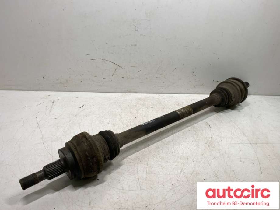 Drivaksel venstre bak, diesel/automat til Mercedes ML 2011-2015 (Fase 1) (W166) (W166) (A1663501110|)