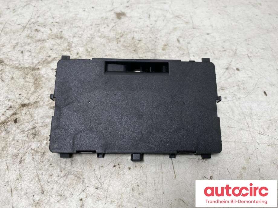 Dashbord trådløs mobillader til BMW iX 2021-->> (I20) (I20) (...|84 10 5 A62 3A9|84105A623A9|5A623A9)