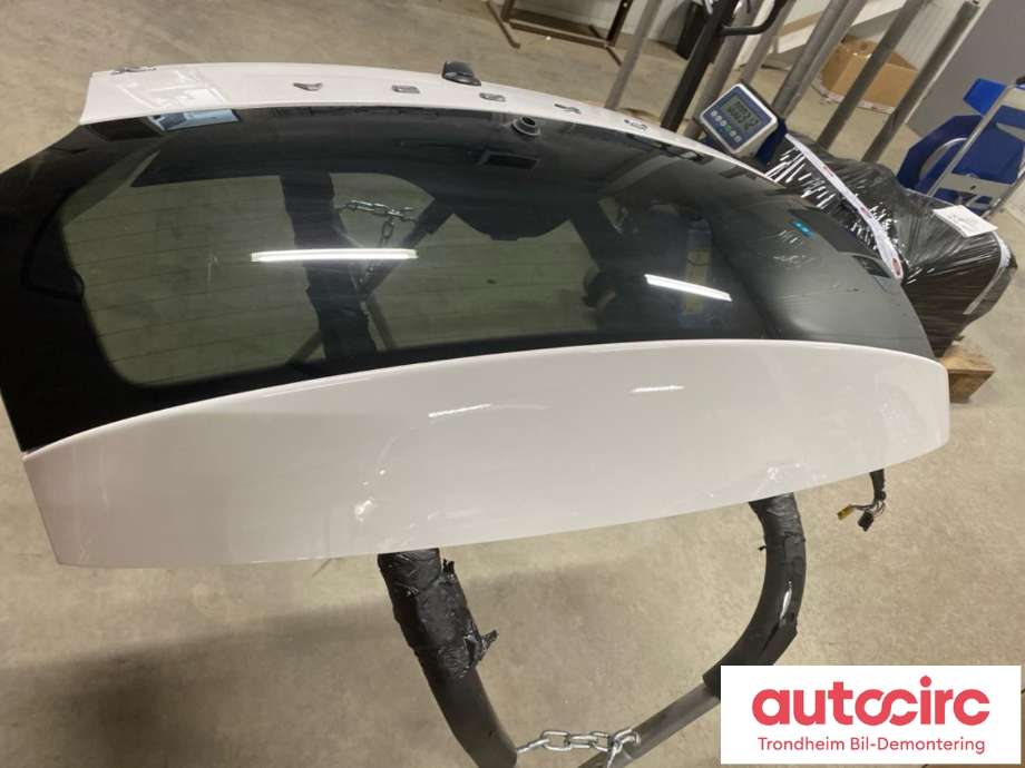 Frontlykt høyre halogen til Škoda Citigo-e 2019-->>  (HELLA|1ST941006|)