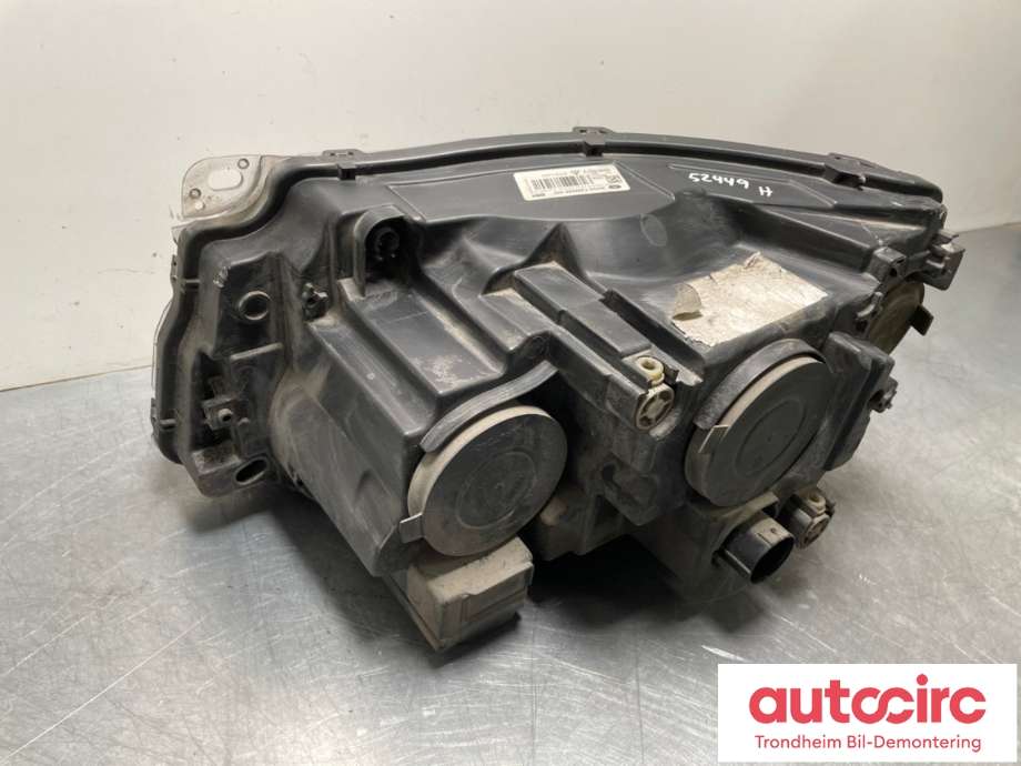 Frontlykt høyre xenon til Land Rover Range Rover Sport 2005-2013  (VALEO|LR023551|AH3213W029HD|)
