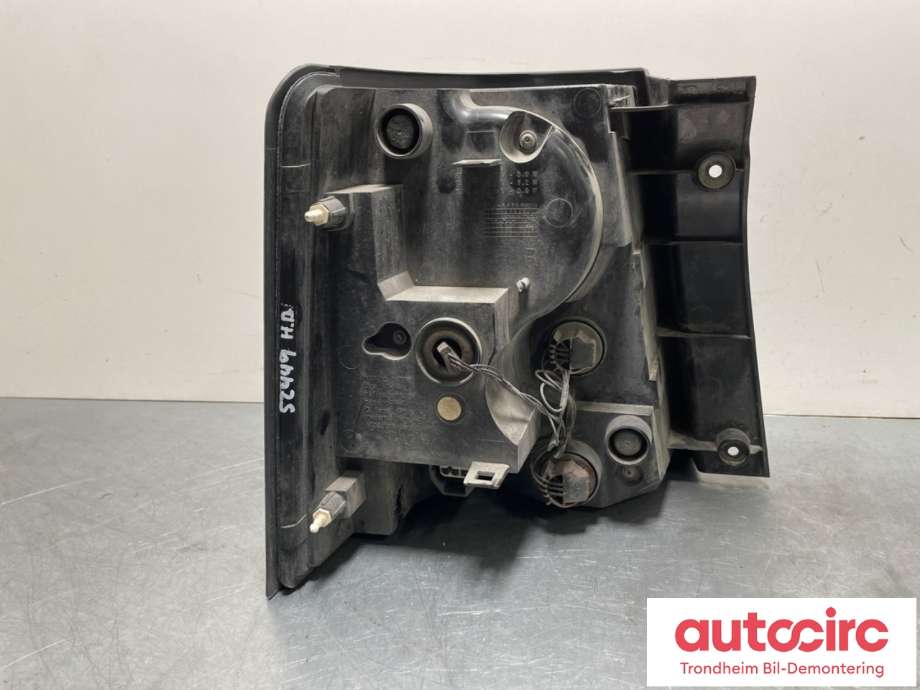 Baklykt høyre til Land Rover Range Rover Sport 2005-2013  (LR015289|AH3213404AC|LR036151| AH3213404AD)