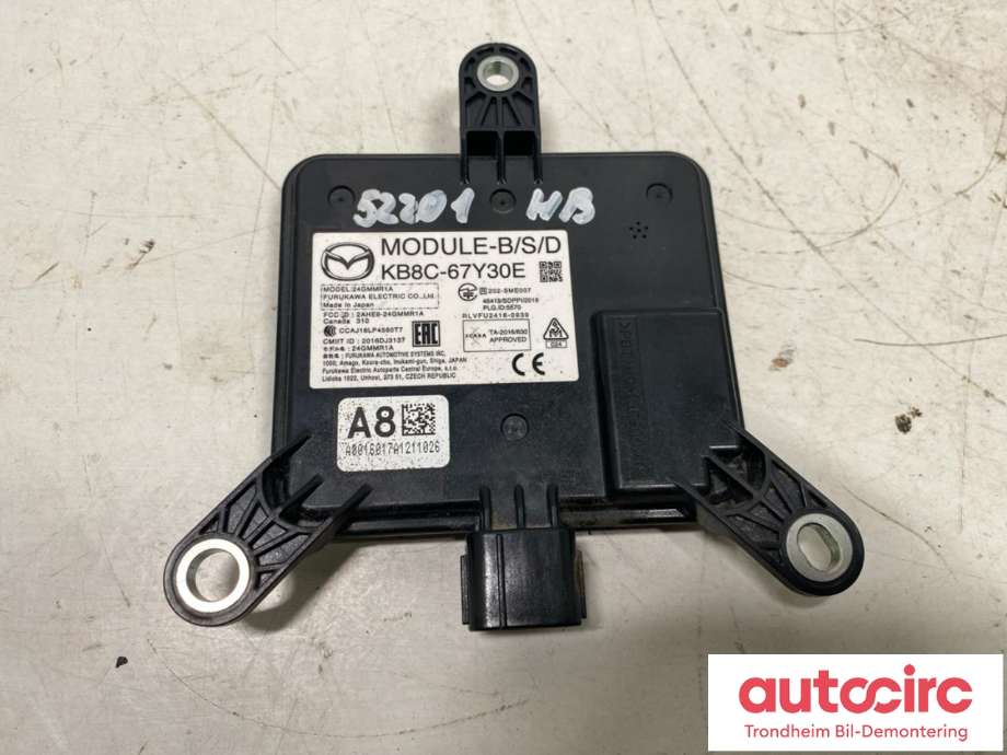 Sensor blindsone til Mazda CX-5, 2017-->> (Type II)  (KB8C67Y30E)