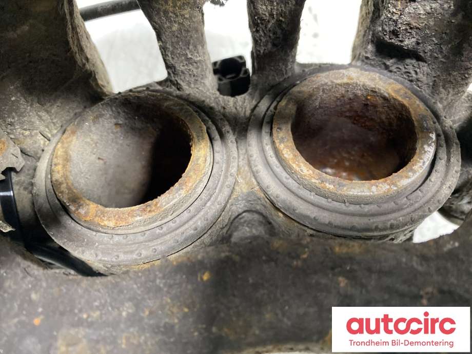 Bremsecaliper høyre foran til Mercedes Vito/Viano 2004-2010 (Fase 1) (W639) (W639) (A0044202883|A0044205483|A4474207700)