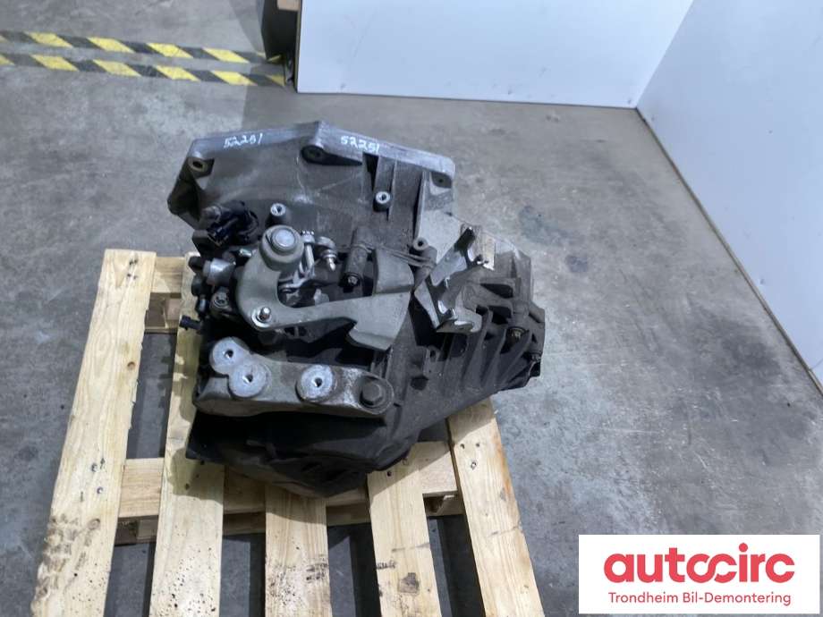 Girkasse 4WD hovedkasse til Opel Insignia A 2009-2014  (55562117|55582828|55577512| 95519416)