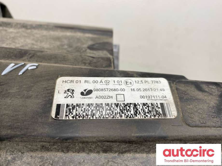 Frontlykt venstre halogen til Peugeot Traveller 2017-->> (9808572680|)