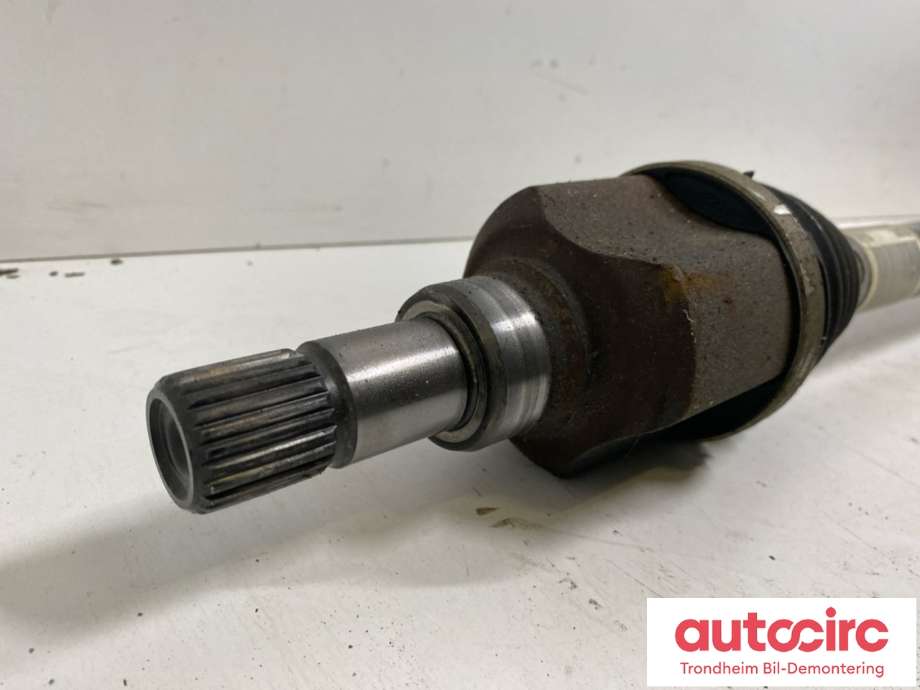 Drivaksel høyre foran, diesel/manuell til Peugeot 308 2013-2021 (Type II)  (9806699780|1610205680|)