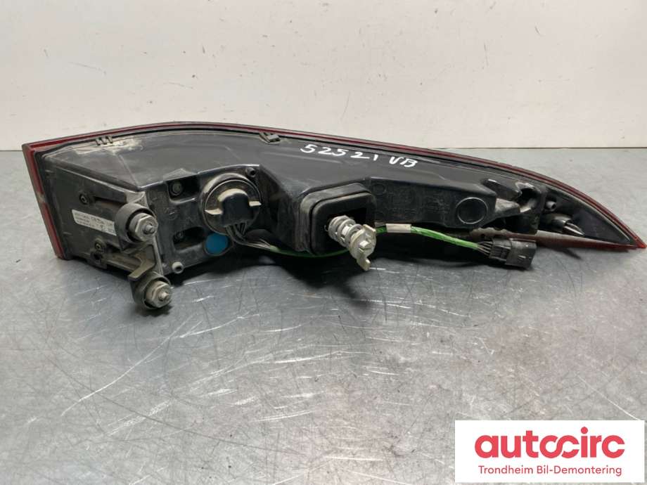 Baklykt venstre ytre til Jaguar I-PACE 2018-->>  (T4K1826| J9D313405CC|T4K16644| J9D313405CD|)