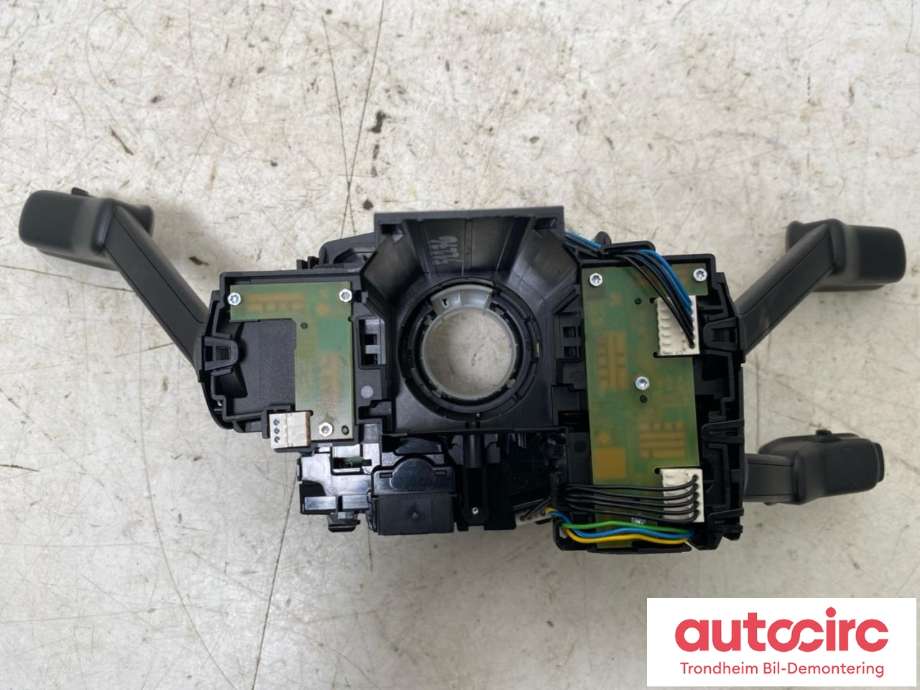Bryter combi til Škoda Octavia 2013-2016 (Type III, Fase 1)  (WAG|5Q0953507HB| 5Q0953549E| 5Q0953513AN|)