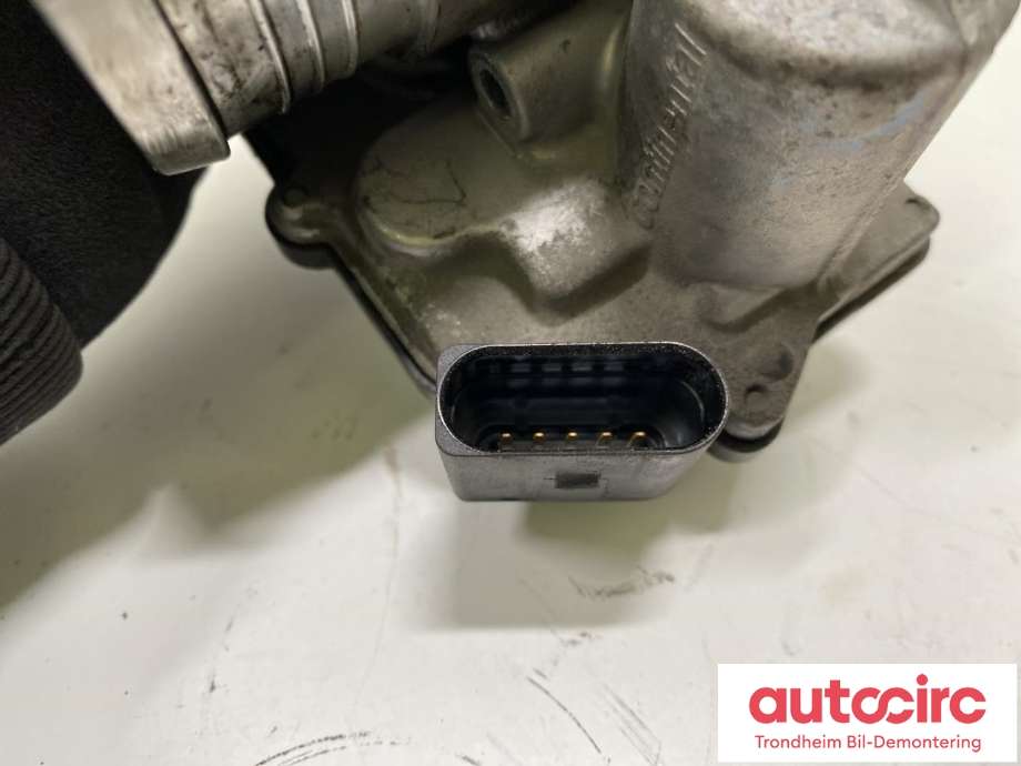 Spjeldhus til Ford Kuga 2013-2019  (VDO|9M5Q-9E926-AA|1700259|)