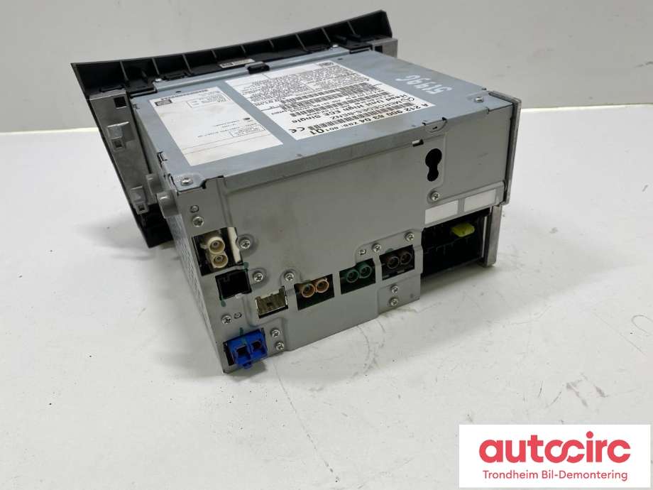 Bilstereo navigasjon til Mercedes E-Klasse 2009-2013 (Fase 1) (W212) (W212) (MITSUBISHI ELECTRIC|A2129008304|A2129004108|A2129006426| A2129005327| A 212 900 41 08| A 212 900 64 26| A 212 900 53 27| A 212 900 83 04)