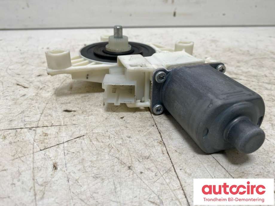 Ruteheis, kun motor, venstre foran til Mercedes S-Klasse 2013-2020 (W222) (W222) (BOSCH|A1669060301|A 166 906 03 01|0130822755)