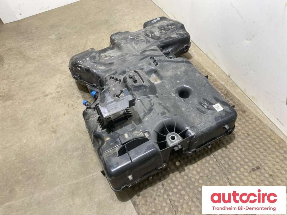AdBlue tank til VW Crafter 2016-->> (Type II) (65.15402-6007|65154026007|)