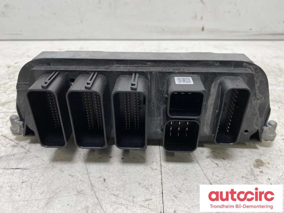 Styreenhet motor til BMW X2 2018-->> (F39) (F39) (BOSCH|12149797900|12145A1B163|5A63B36| 0261S105YB)