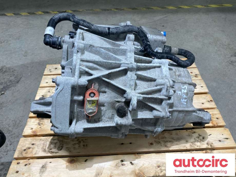 Motor elbil foran til Tesla Model 3 2018-2023 (Fase 1)  (112096000E|)