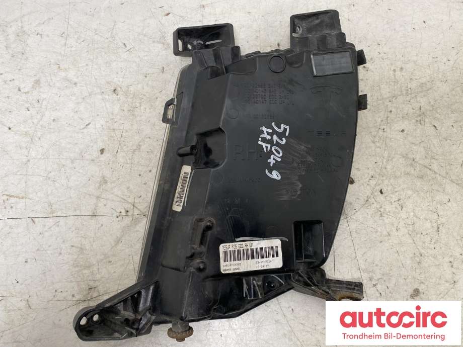 Tåkelykt høyre foran til Tesla Model S 2013-2016 (Fase 1)  (TESLA|6005916-00-D|6005916-00-C|6005916-00-E| 6005916-00-G| 6005916-01-E)