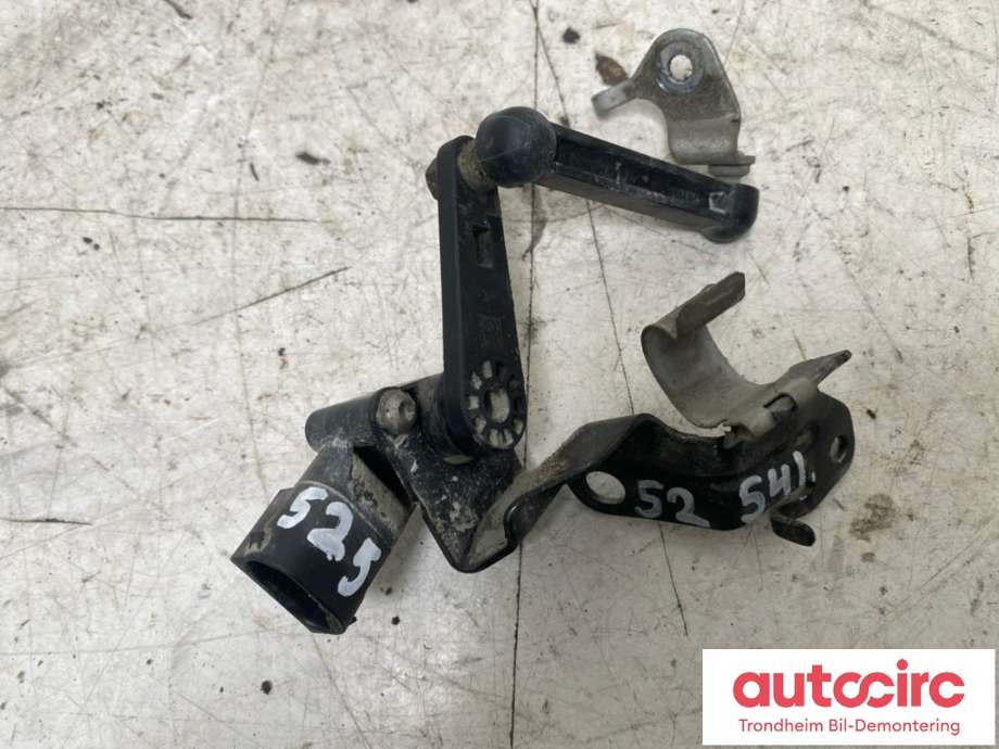 Sensor nivå, høyre foran til BMW X2 2018-->> (F39) (F39) (..|6895466|37146895466|)