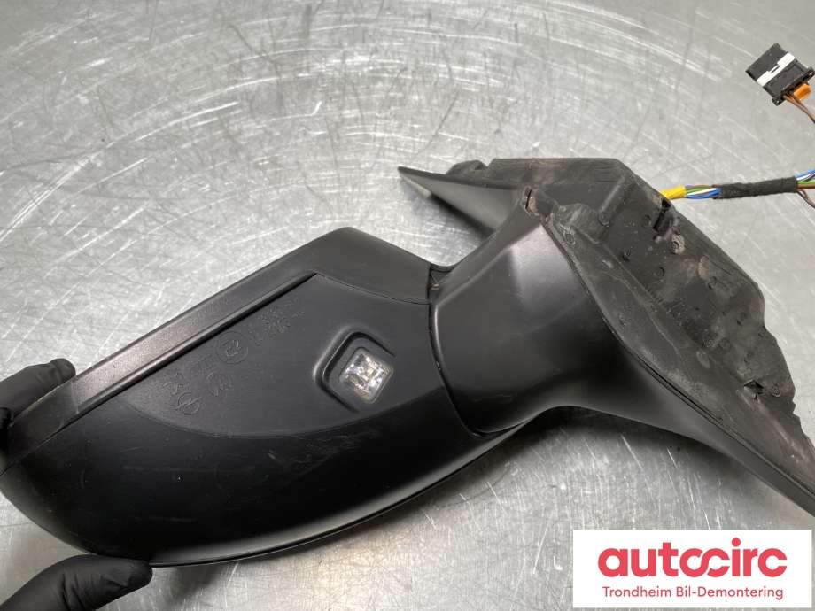 Speil venstre til Peugeot e-2008 2019-->>  (98271330XT|)