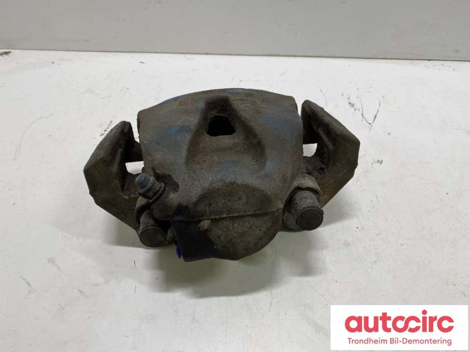 Bremsecaliper høyre foran til BMW X5 2013-2018 (F15) (F15) (MED KLAVE|34116776784|34 11 6 776 784|)