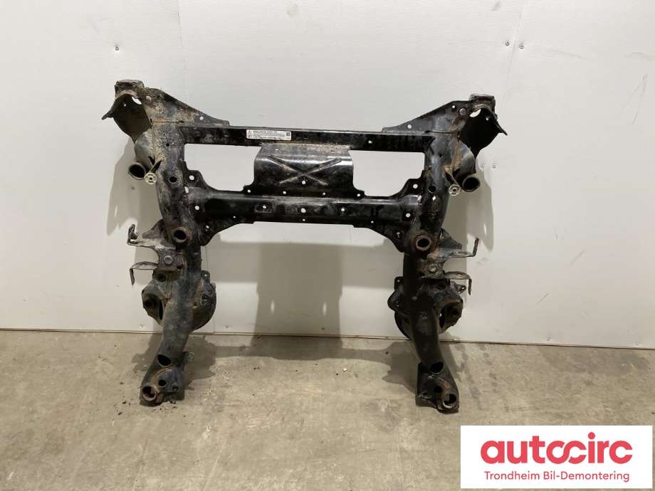 Travers foran hoved til BMW 4-Serie 2013-2020 (F32/F33/F36) (F32/F33/F36) (..|31 10 6 872 123|)