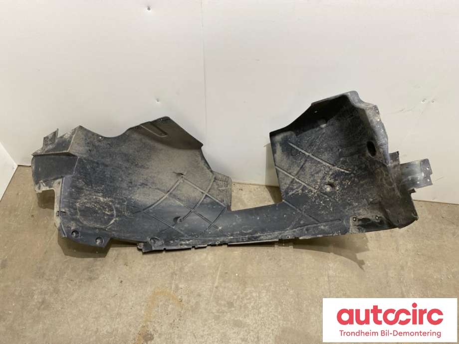 Skjerm locari venstre foran til VW Crafter 2016-->> (Type II)  (...|65612300013|65.61230-0013|)