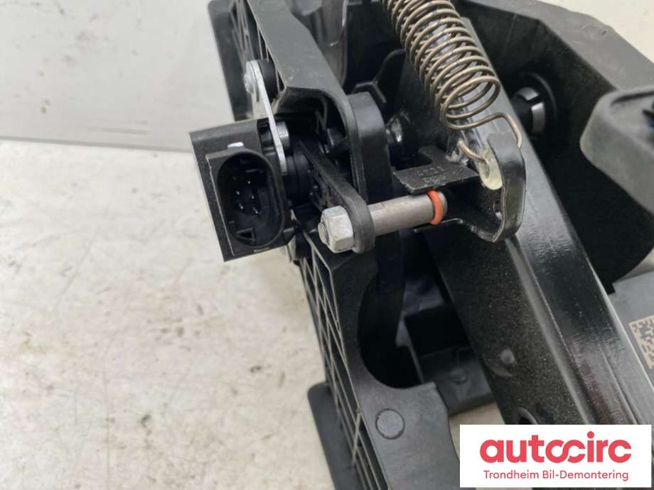 Pedal brems til BMW X2 2018-->> (F39) (F39) (...|6888753|35006856596|6856596| 35 00 6 856 596)