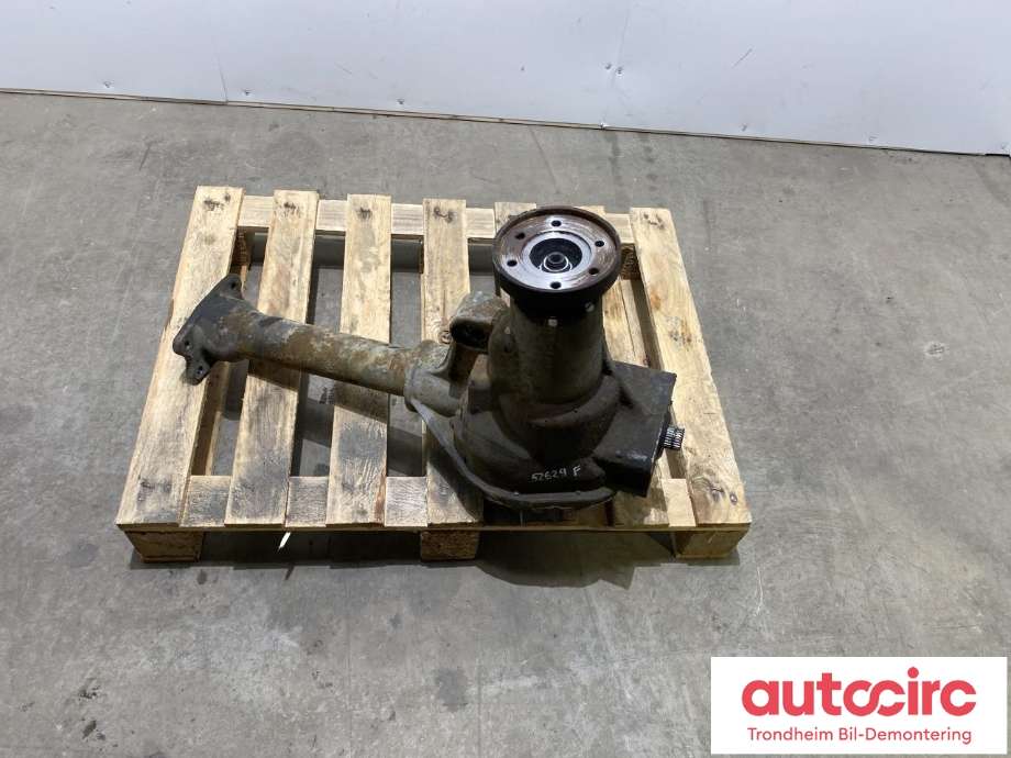 Kardang klokke foran til SsangYong Rodius 2005-2013 (Type I) (NO PART ID.|)
