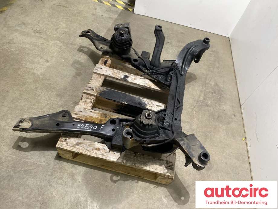 Travers foran hoved til BMW 5-Serie 2003-2010 (E60/E61) (E60/E61) (31106777362|)