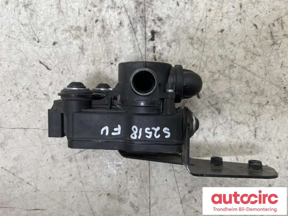 Vannpumpe elektrisk til VW Crafter 2016-->> (Type II)  (..|03N906249J|)