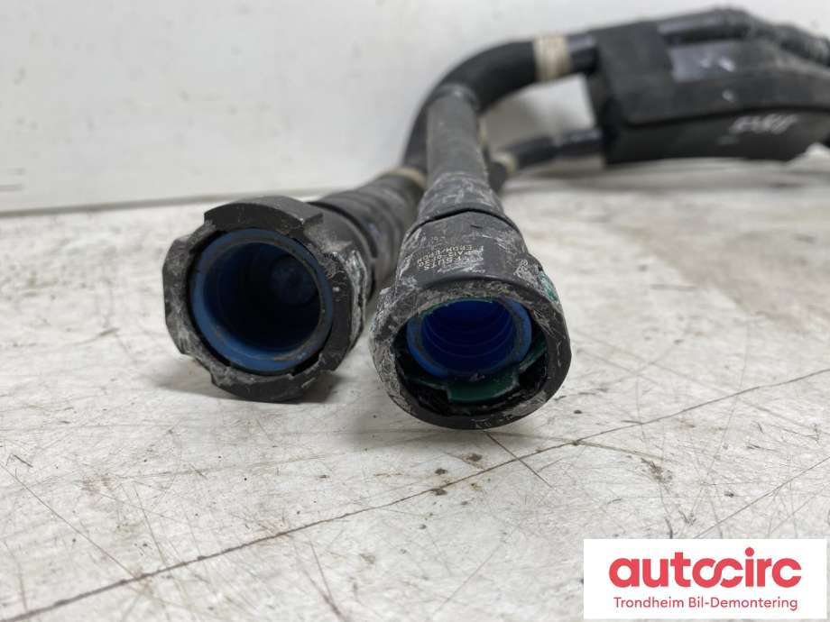 Ad-Blue tank påfyllingsrør til VW Crafter 2016-->> (Type II) (..|65.15402-0003|)