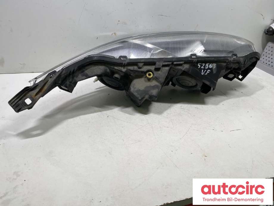Frontlykt venstre halogen til Ford Transit Connect 2013-2018 Type II, Fase 1  (VALEO|1827692|DT11-13W030-DC|90055462)