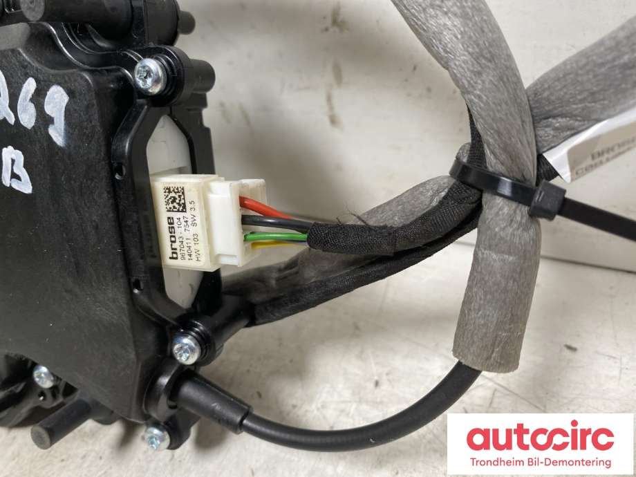 Sentrallås bakluke til BMW 4-Serie 2013-2020 (F32/F33/F36) (F32/F33/F36) (BROSE|512472695|51247269|51 24 7 269 516| 51247269516)
