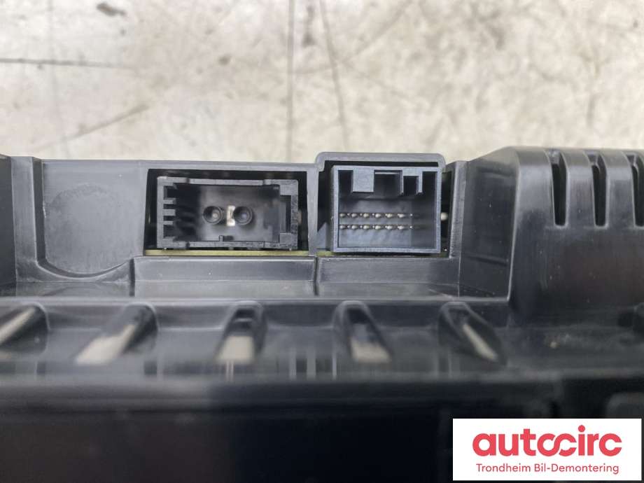 Instrumentpanel til BMW 4-Serie 2013-2020 (F32/F33/F36) (F32/F33/F36) (VDO|9325221|30244331|)