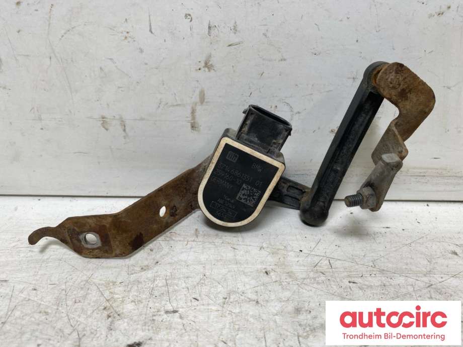 Sensor nivå, venstre bak til BMW 4-Serie, 2013-2020 (F32/F33/F36) (F32/F33/F36) (..|6861351)