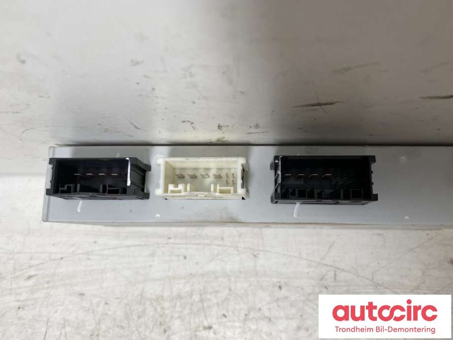 Styreenhet elektrisk bakluke til BMW 4-Serie 2013-2020 (F32/F33/F36) (F32/F33/F36) (BOSCH|61357388490|61357412610|)