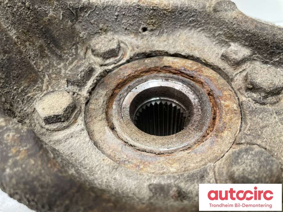 Hjulspindel høyre foran til Nissan Qashqai 2010-2014 (Type I, Fase 2)  (40014JD000|0228JJ10EFRH|)