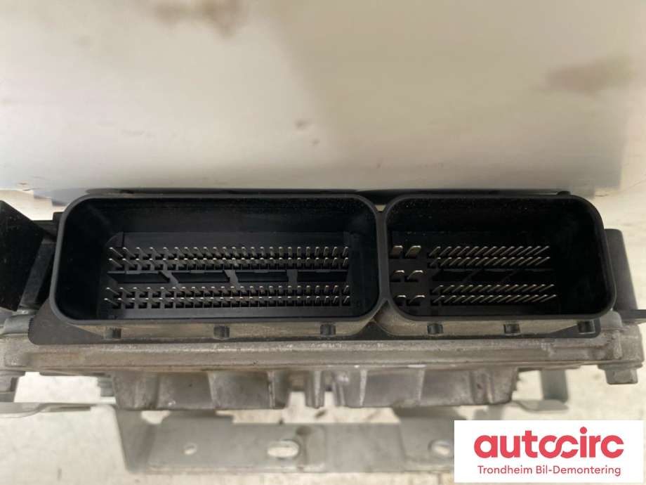 Styreenhet motor til Volvo XC70 2008-2013 (Type II, Fase 1) (..|36001858|)