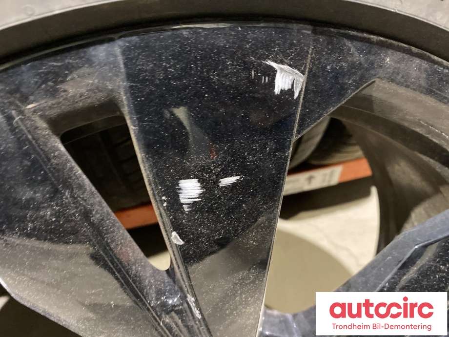 Hjulsett aluminium vinter til VW ID.5 2022-->> (20 TOMMER|255/45RX20|235/50R20 X 2|PROD: 2722)