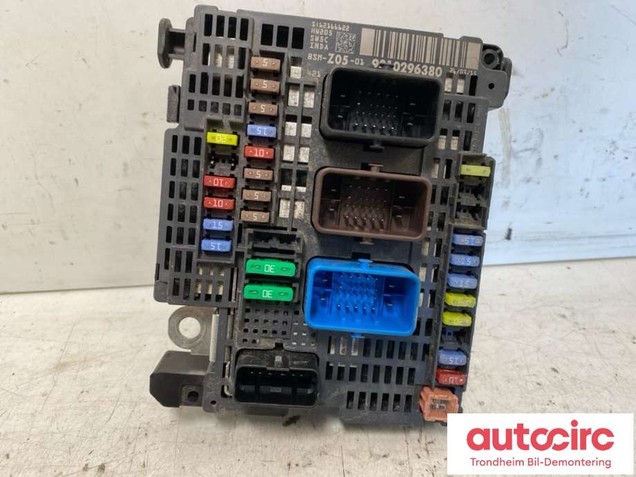 Sikringsboks motorrom til Citroën C4, Picasso 2013-2018 (Type II) (DELPHI|9810296380|9807091980)