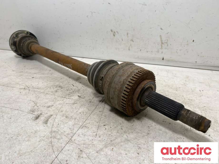 Drivaksel venstre bak, diesel/automat til SsangYong Rodius, 2005-2013 (Type I)  (..|..)