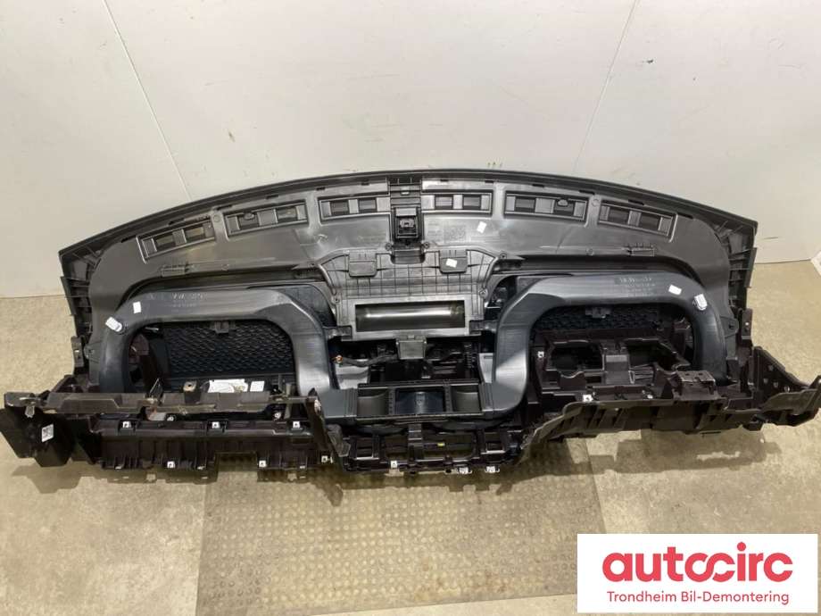 Dashbord til VW Crafter 2016-->> (Type II) (...|NO PART ID.|)