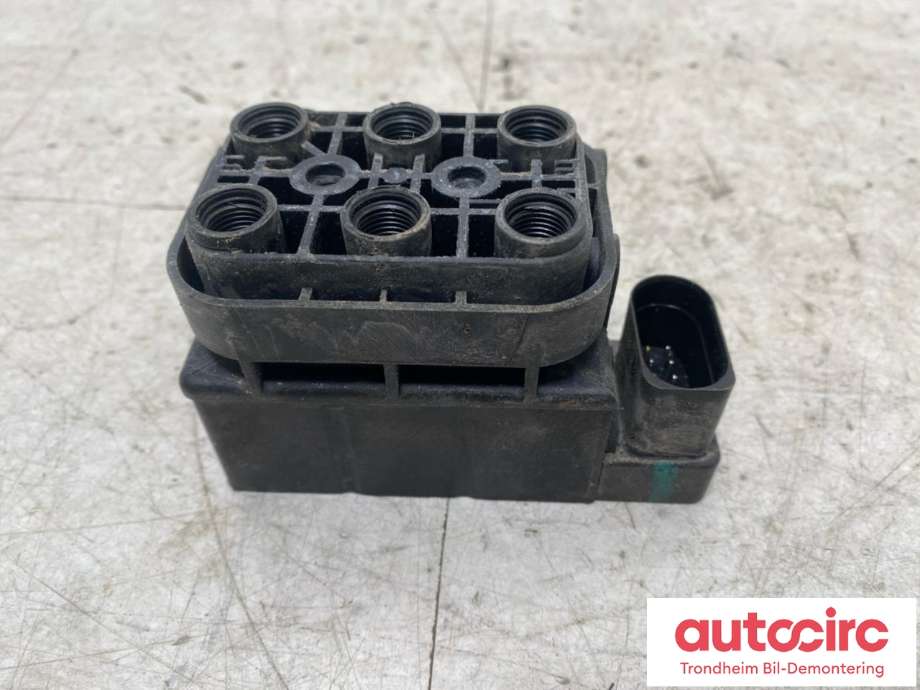 Ventilblokk luftfjæring til Tesla Model S 2013-2016 (Fase 1)  (CONTINENTAL|6006406-00-A|15-1524-0027-2|)