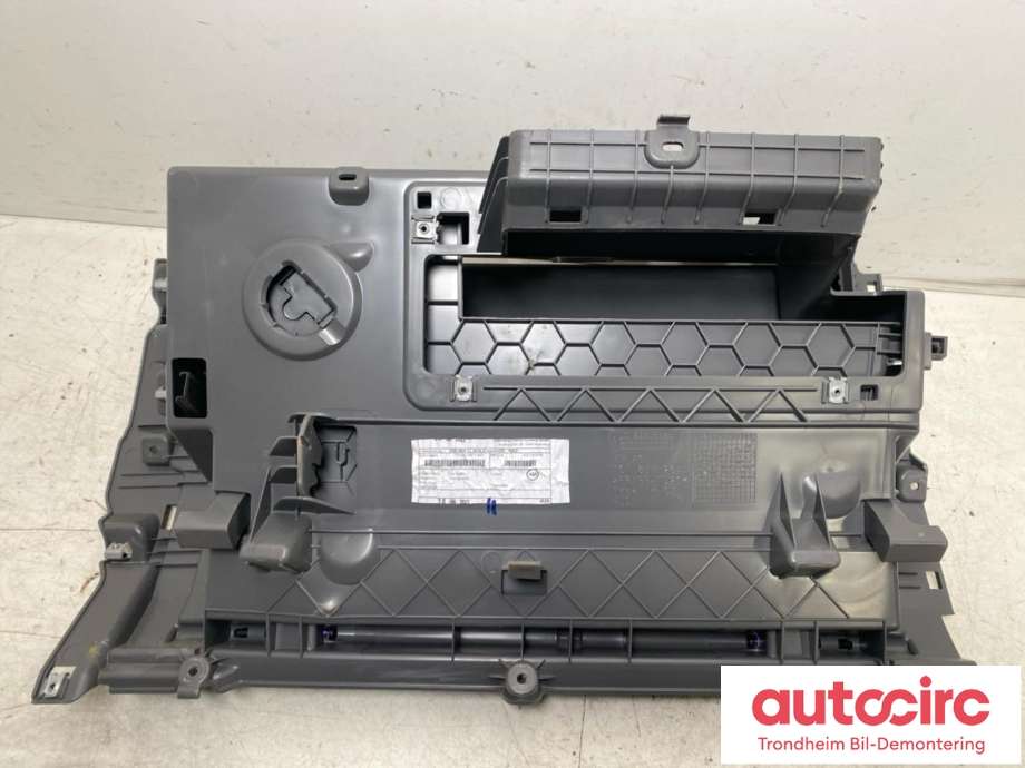 Hanskerom til VW Crafter 2016-->> (Type II) (...|7C1857264|65617010049|65617016008)