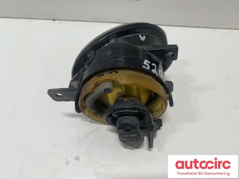 Tåkelykt venstre foran til VW Transporter / Caravelle 2009-2015 (Fase 2) (T5) (T5) (HELLA|7E0941699B|7E0 941 699 B|010.375-31)