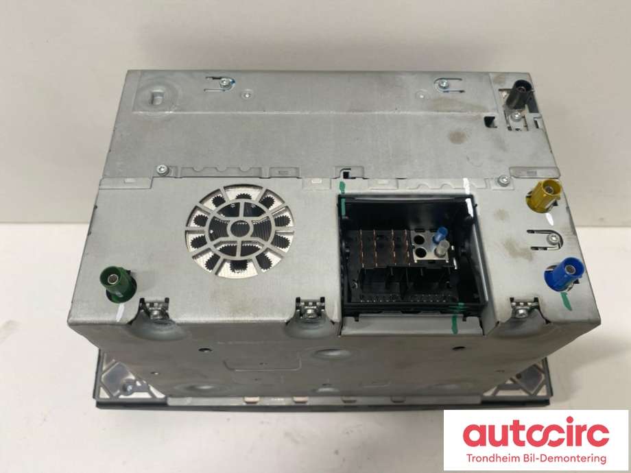 Bilstereo navigasjon til Mercedes R-Klasse 2006-2013 (W251) (W251) (HARMAN BECKER|A2518707989|A2519005200|A2519007700| A 251 900 52 00| A 251 900 77 00| A 251 870 79 89)