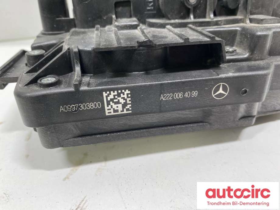 Låsekasse høyre bak til Mercedes GLC 2015-2022 (X253) (X253) (..|A0997303800|A0997309200|A 099 730 92 00| A 099 730 38 00| A2220064099| A 222 006 40 99)
