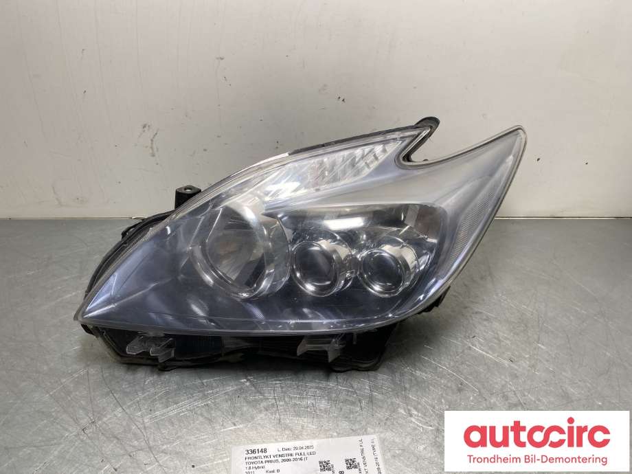 Frontlykt venstre full-LED til Toyota Prius, 2009-2016 (Type III) (COMBI) (COMBI) (8118547350)