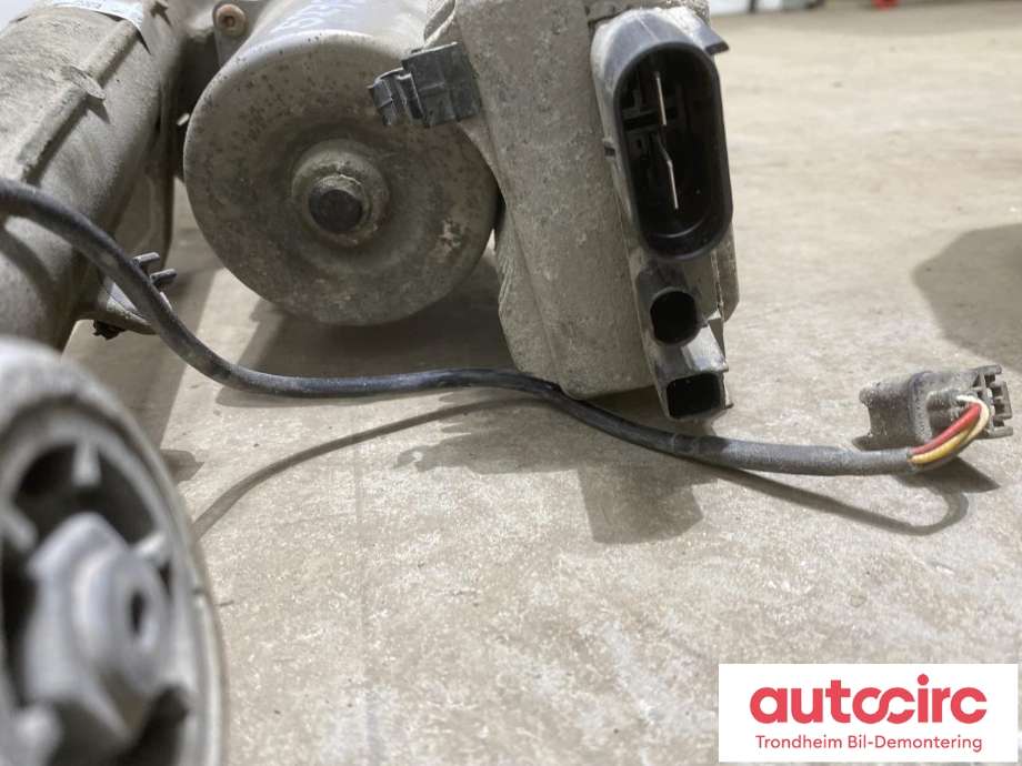 Tannstang elektrisk til Mercedes B-Klasse, electric drive 2014-2018 (W242) (W242) (..|A 246 460 45 01|)