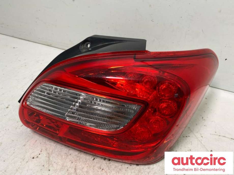 Baklykt høyre til Mitsubishi Space Star, 2013-->> (Type II) (..|8330B020)