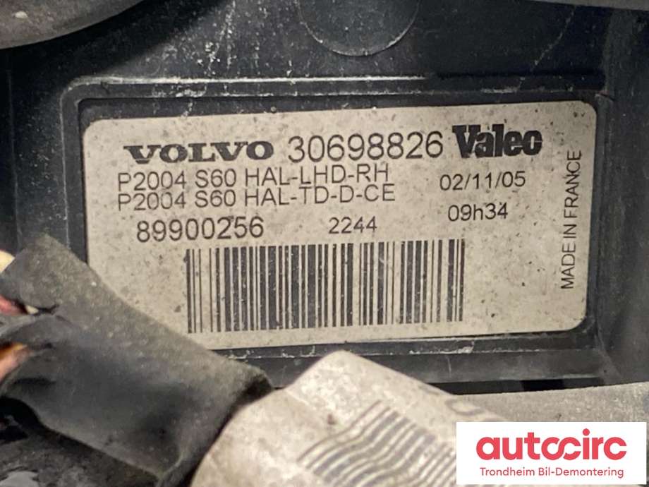 Frontlykt høyre halogen til Volvo S60 2005-2010 (Type I, Fase 2) (VALEO|30698826|)