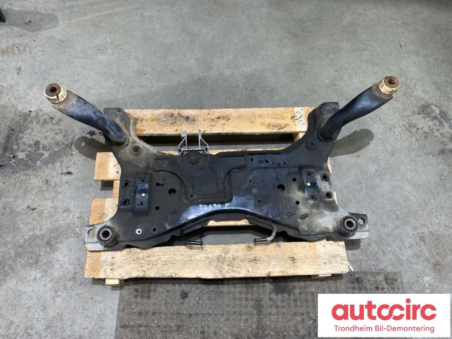 Travers foran hoved til Ford Kuga 2008-2012 (Type I)  (1682463|8V41-5019-AE|)